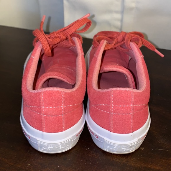 Suede Converse - Picture 2 of 5